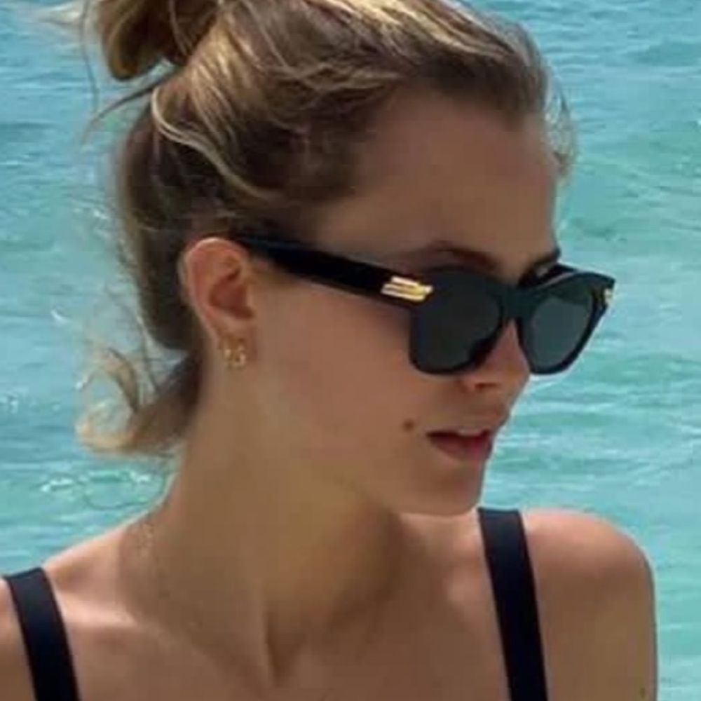 Excluded Bottega Veneta Sunglasses, New 365 - Picture 4 of 4